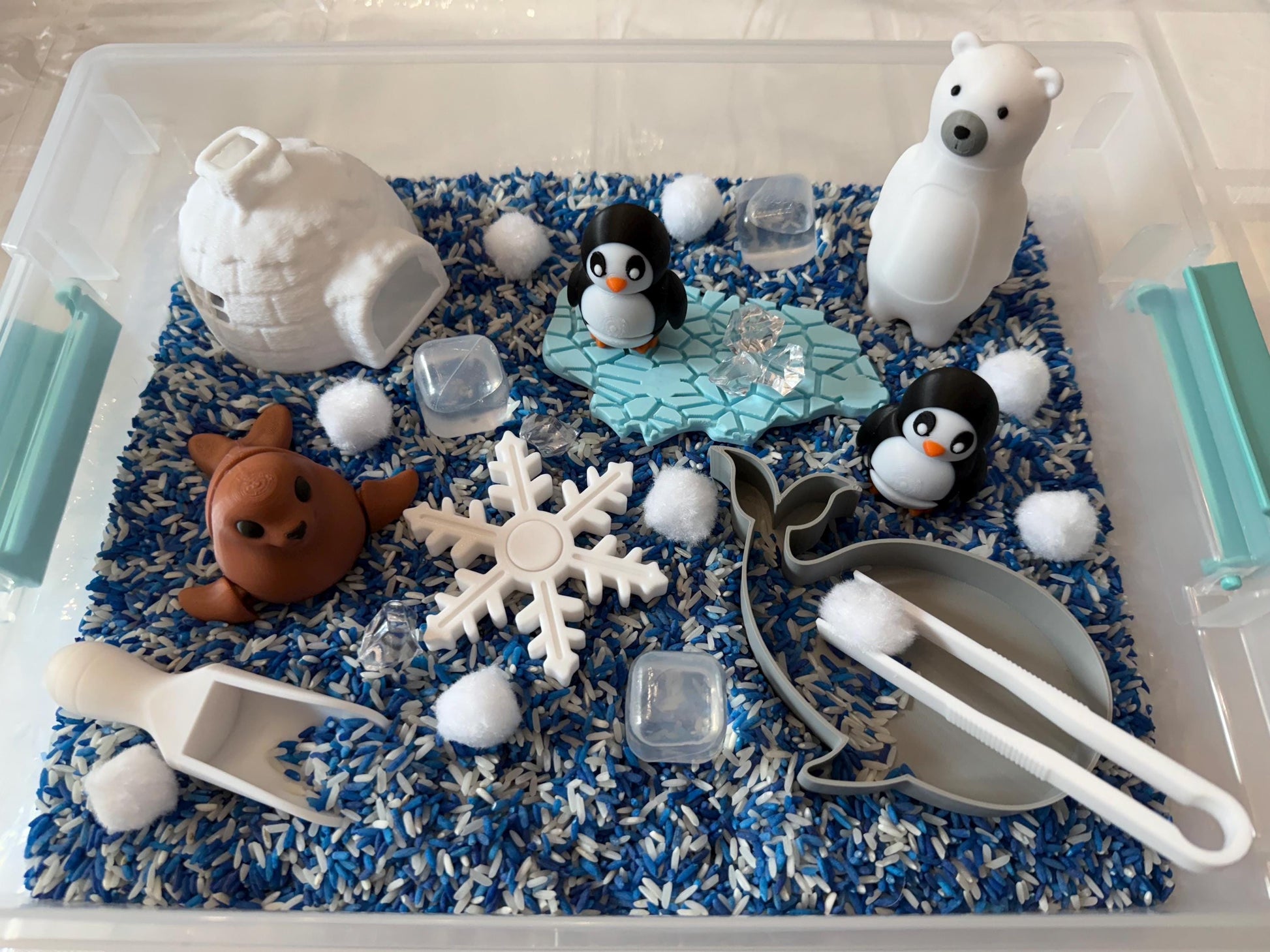 Montessori Arctic Adventure Sensory Bin – Interactive Play Kit for Kids | Fine Motor Skills | Pretend Play | Flisat Filler | Busy Bin
