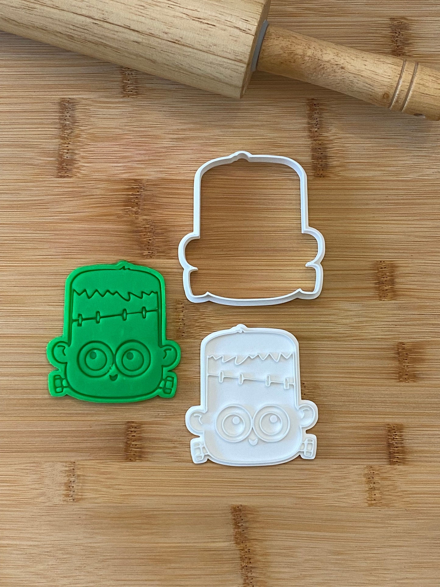 Halloween Cookie Cutter Set – 5 Cute Stamps & Embossers for Baking, Fondant, Playdough