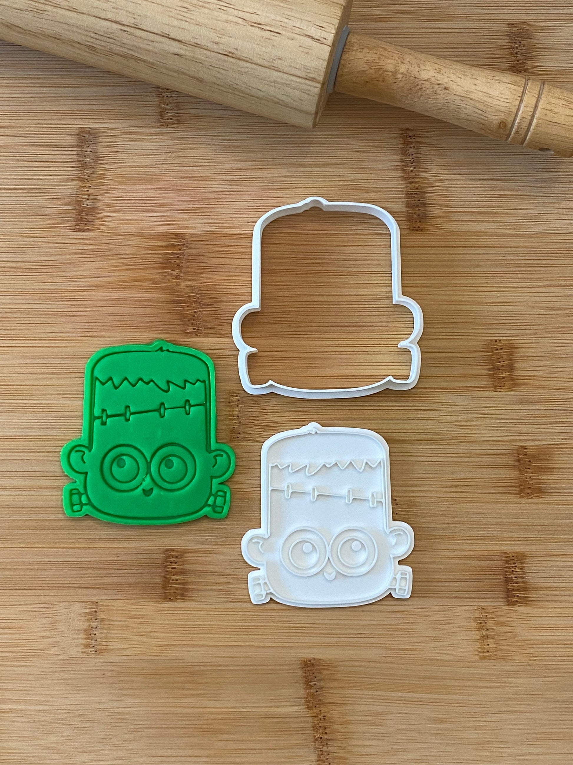 Halloween Cookie Cutter Set – 5 Cute Stamps & Embossers for Baking, Fondant, Playdough