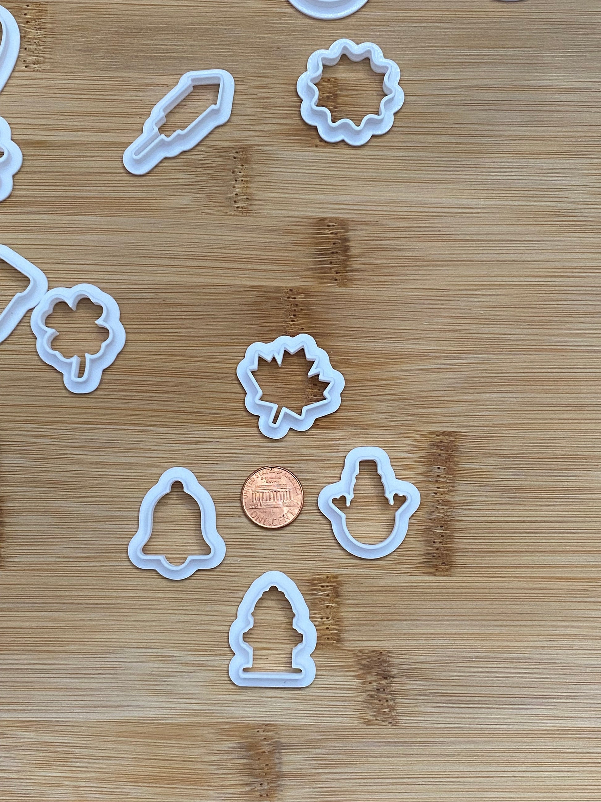 20-Piece Miniature Cookie Cutters, Holiday Assortment: Festive Baking Essentials for Every Occasion