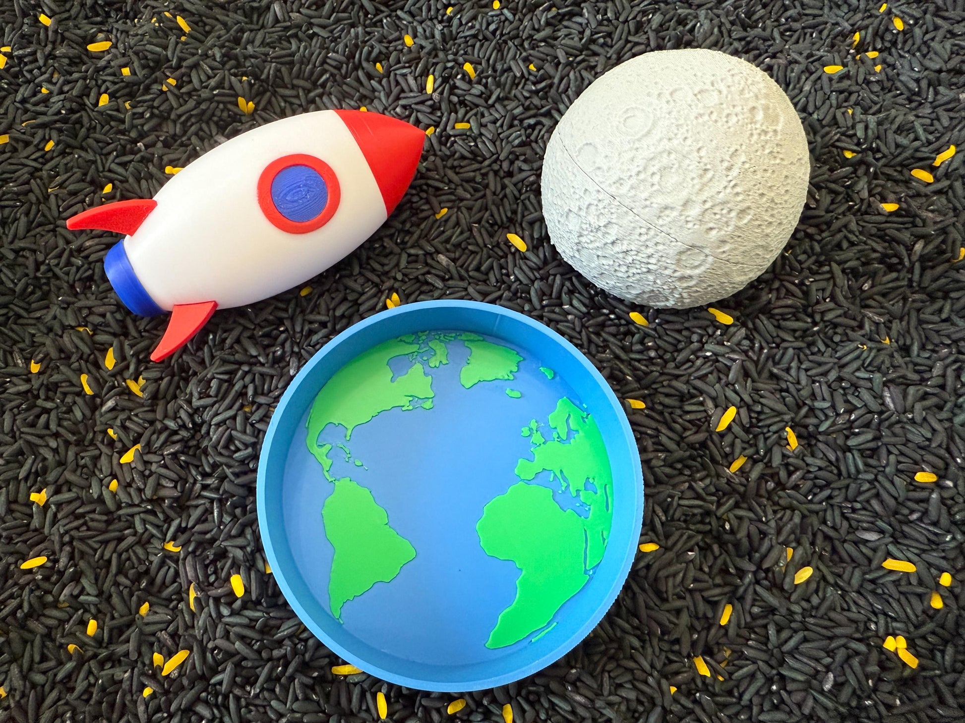 Outer Space Sensory Bin – Montessori Galaxy Play Kit | Planets, Rocket, Astronauts & Aliens – STEM Activity | Flisat Filler | Busy Bin