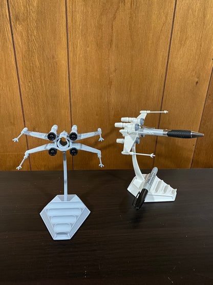 X-Wing Inspired Pen Holder - The Ultimate Desk Accessory for Star Wars Fans - Sci-Fi Office Decor & Unique Fan Gift