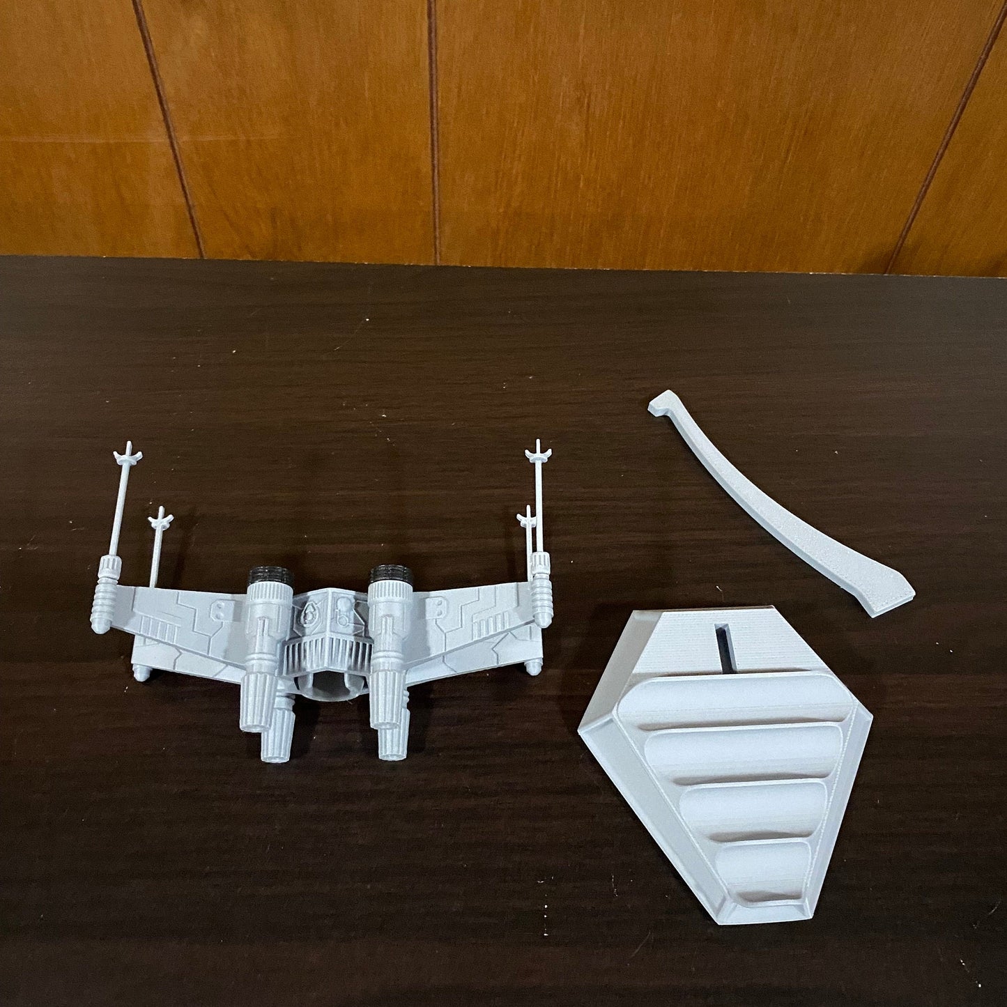 X-Wing Inspired Pen Holder - The Ultimate Desk Accessory for Star Wars Fans - Sci-Fi Office Decor & Unique Fan Gift